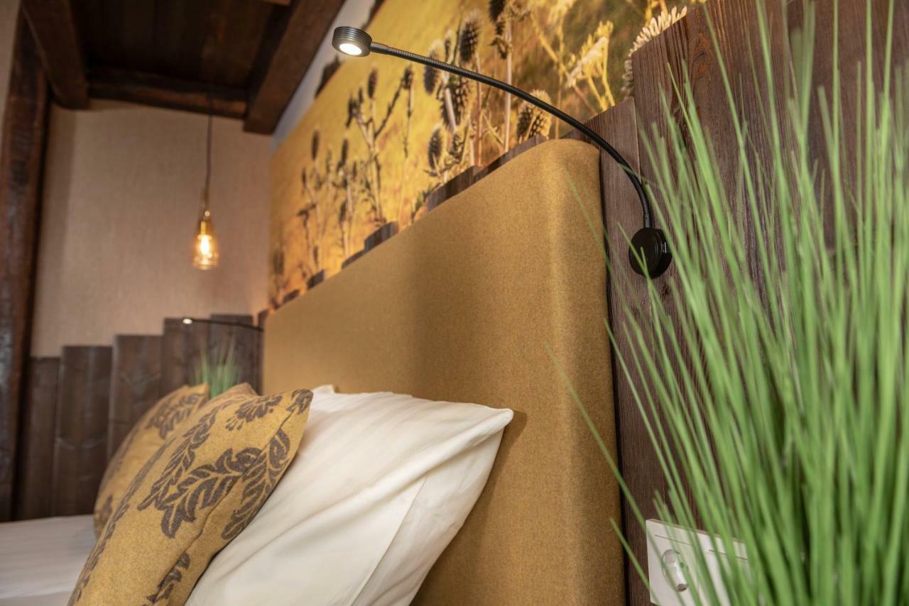 绅胡德客栈及酒店 弗拉敦根 外观 照片